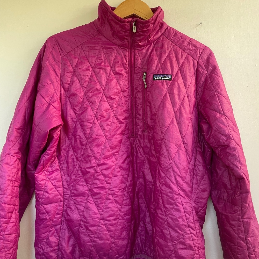 Patagonia Half Zip pink Nano Puff size M